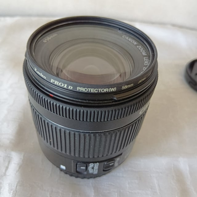 EF-S18-55mm F4-5.6 IS STM