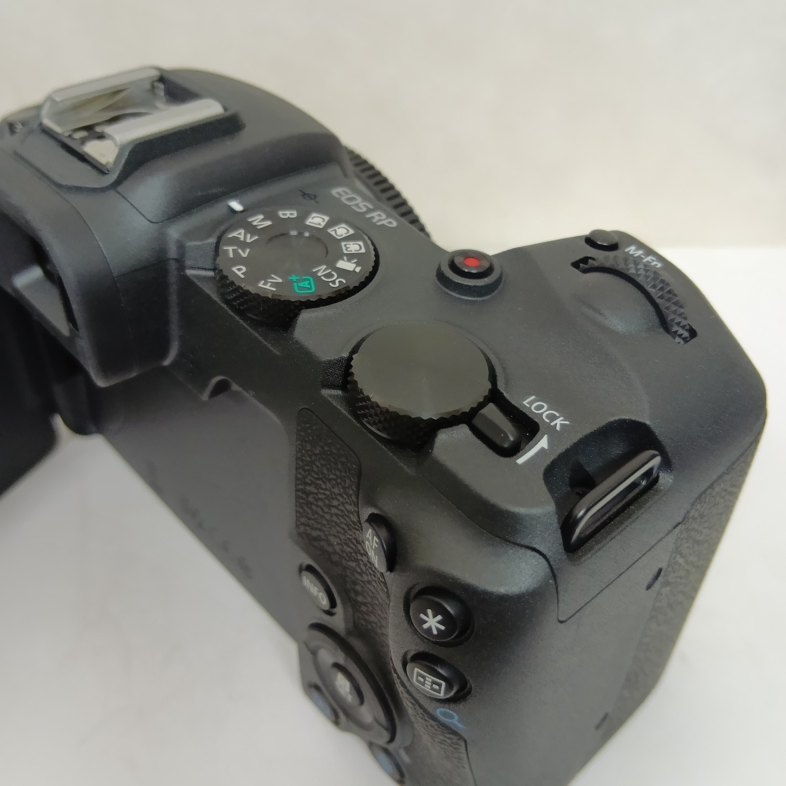 Canon EOS RP ボディの中古 (美品)・¥78,781・シャッター50回 by