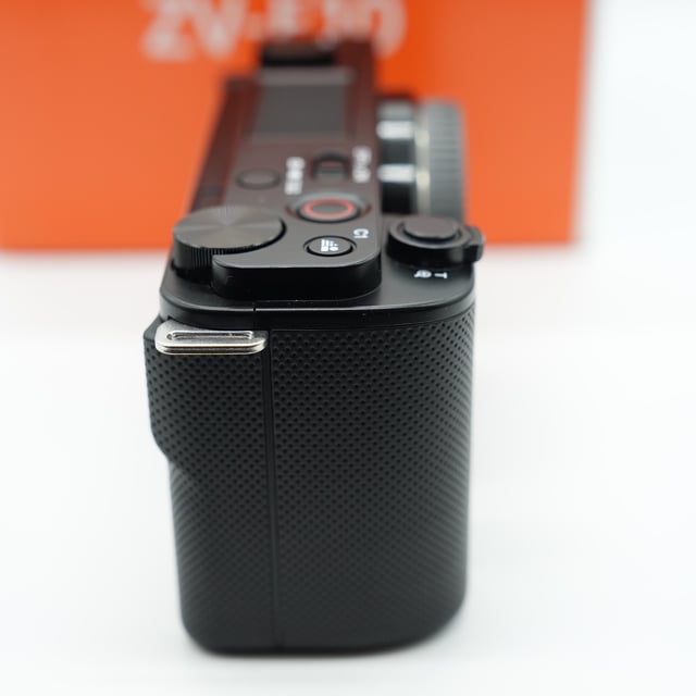 VLOGCAM ZV-E10 ボディ "ブラック"