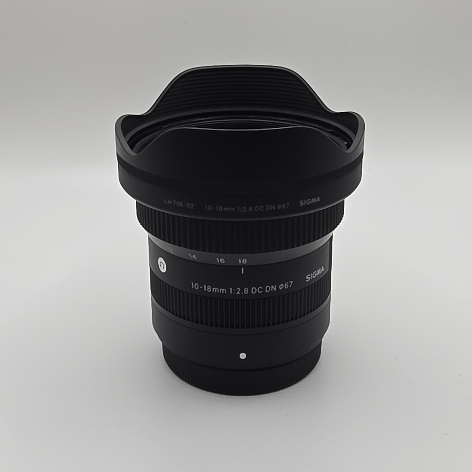 【中古】(シグマ) SIGMA 70-200/2.8 DG DN OS SPORTS [ソニーE用] 70-200mm F2.8 DG DN OS | Sports / ソニー E マウント用: 交換レンズ
