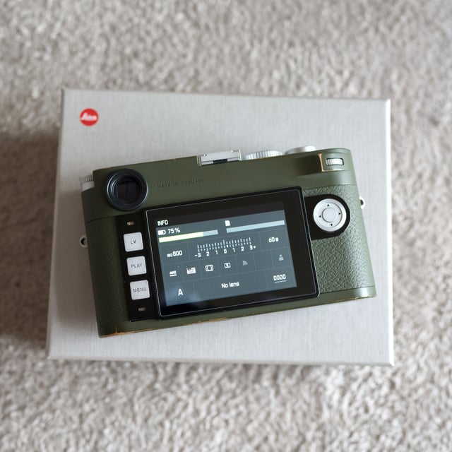 ライカM10-P Typ 3656 ボディ "サファリ"