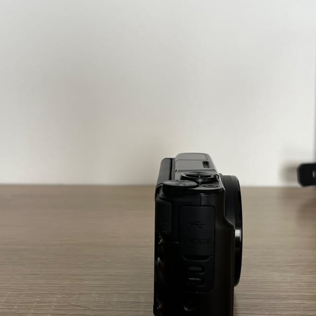 PowerShot SX740 HS "ブラック"