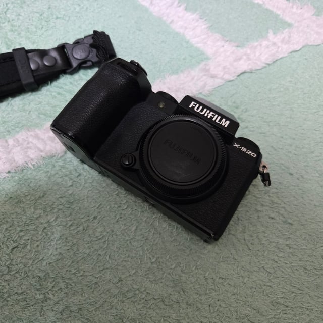 X-S20 ボディ