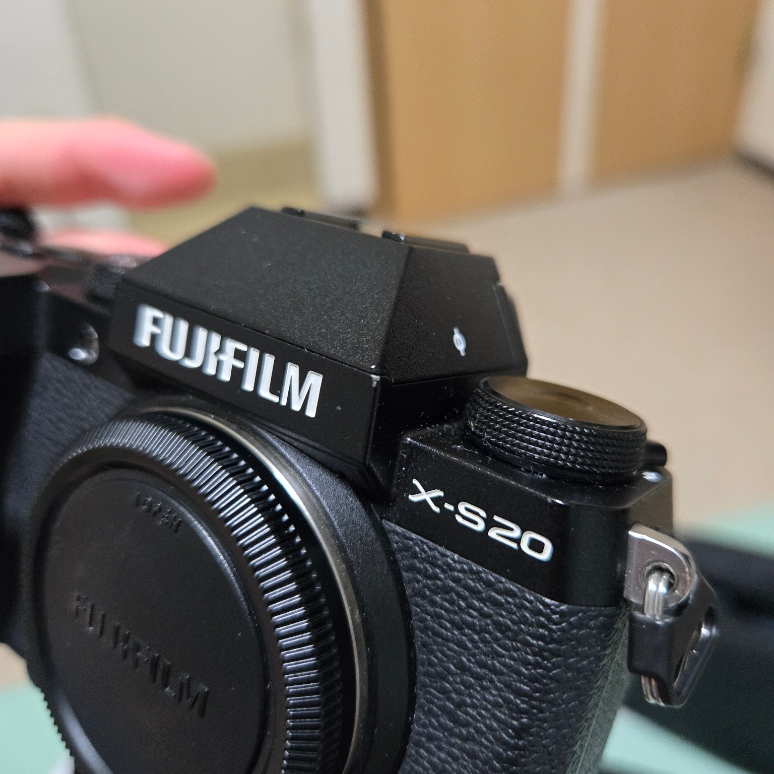 富士フイルム X-S20 ボディの中古 (美品)・¥149,280・シャッター22,947