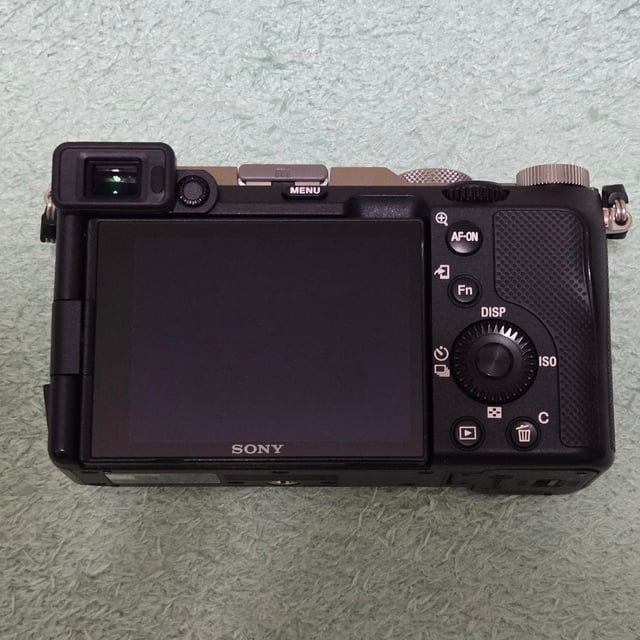 α7C ILCE-7C ボディ "シルバー"