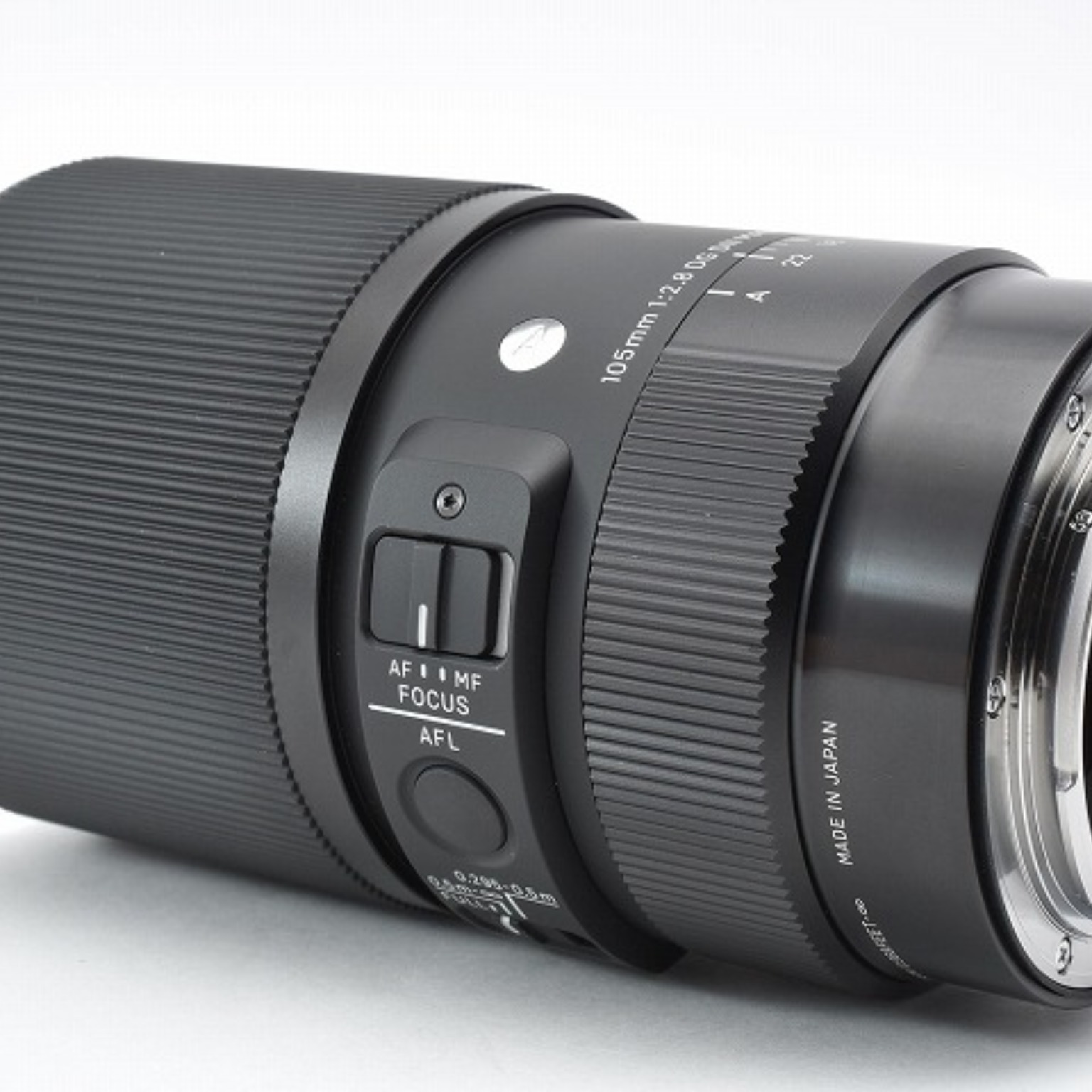 シグマ 105mm F2.8 DG DN MACRO ライカL用の中古 (美品)・¥63,800 by