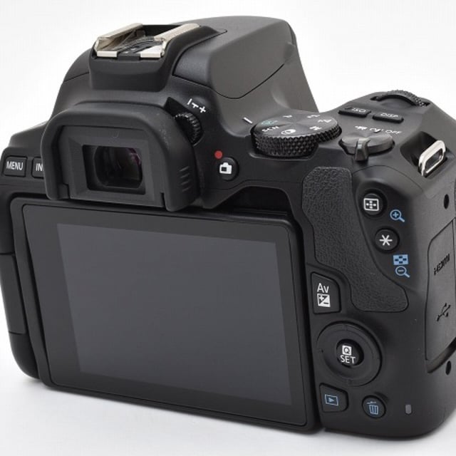 EOS Kiss X10 ボディ