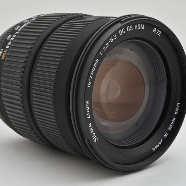 18-200mm F3.5-6.3 DC OS HSM ニコン用