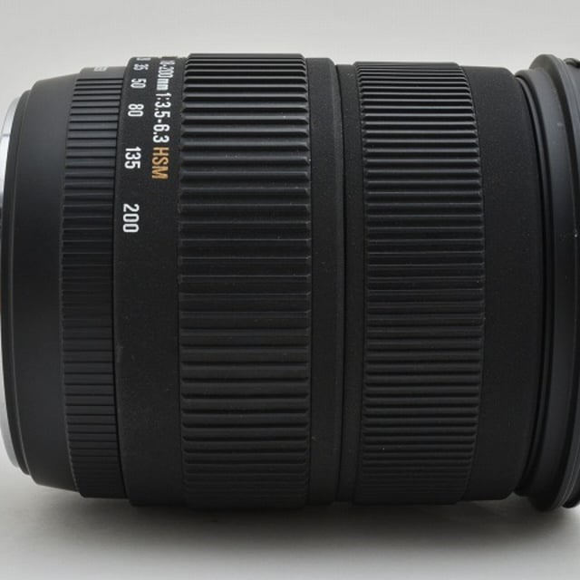 18-200mm F3.5-6.3 DC OS HSM ニコン用