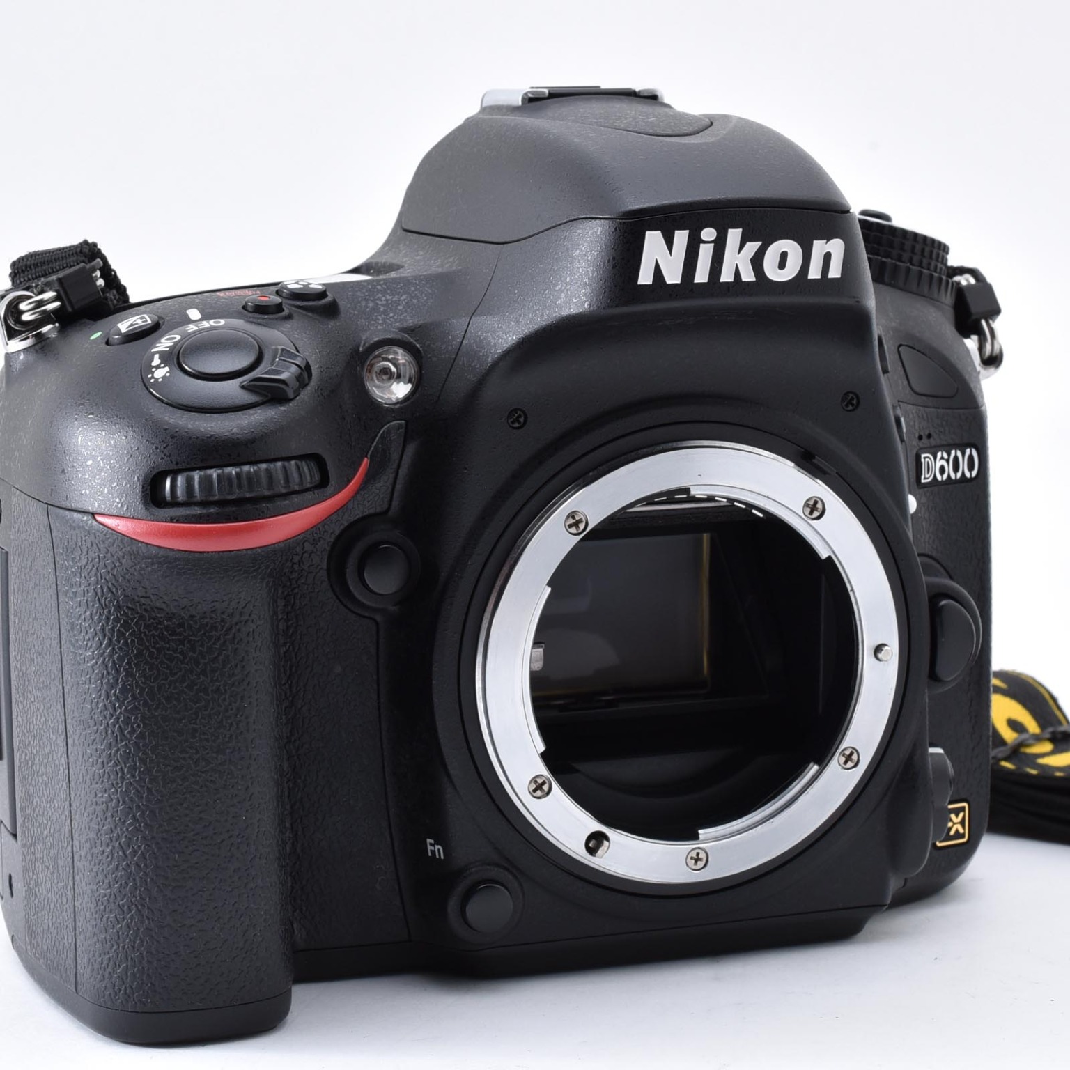 ニコン D600 ボディの中古 (美品)・¥36,800・シャッター16,232回 by