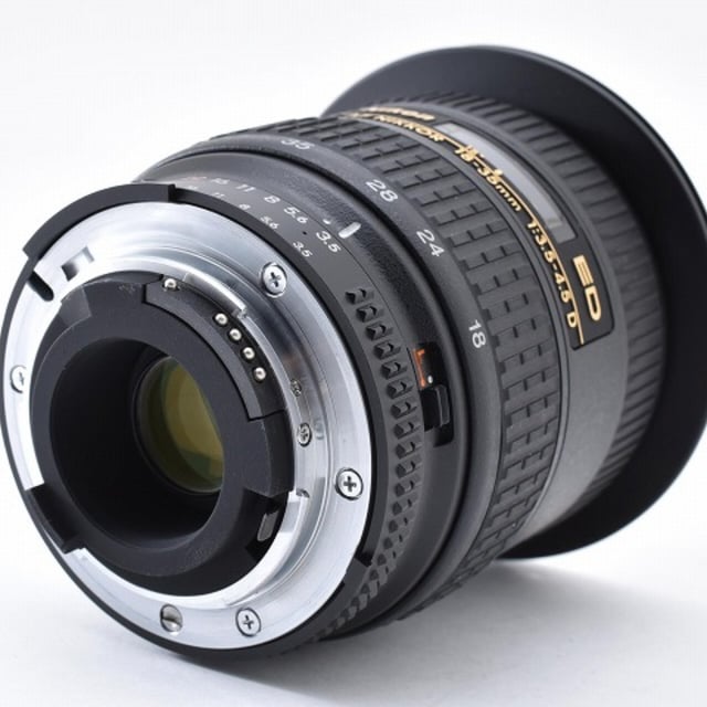 AI AF Zoom-Nikkor 18-35mm f/3.5-4.5D IF-ED