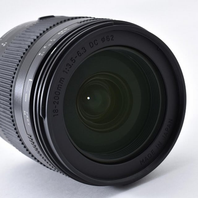 18-200mm F3.5-6.3 DC MACRO OS HSM ニコン用