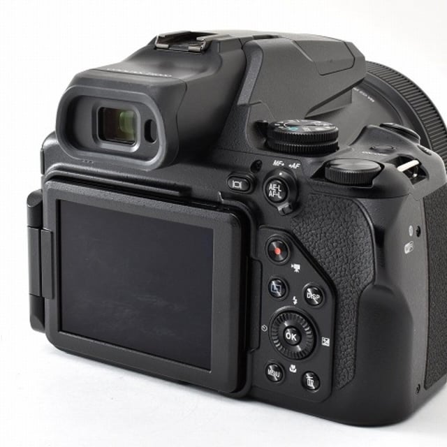 COOLPIX P1000