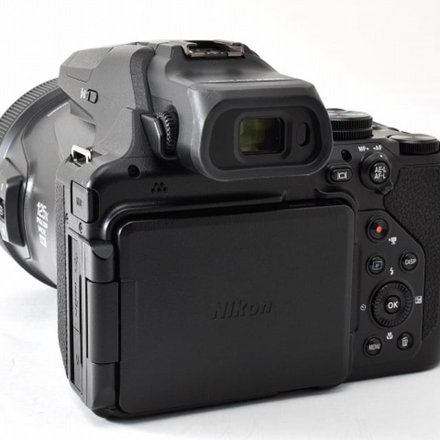 COOLPIX P1000