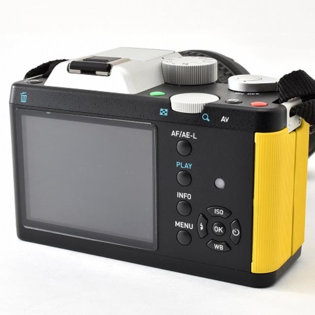 PENTAX K-01 ボディ "ブラック×イエロー"