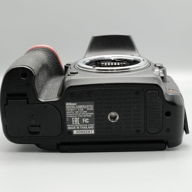 D750 ボディ