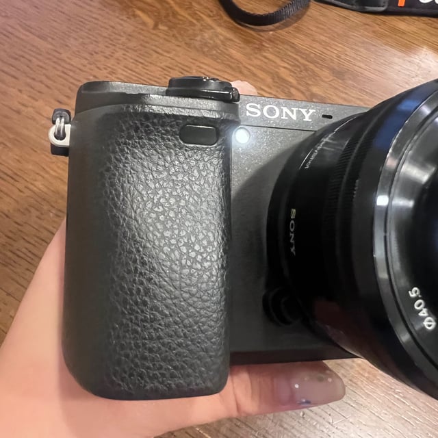 α6400 ILCE-6400Y ダブルズームレンズキット "ブラック"
