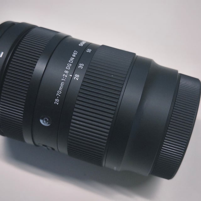 28-70mm F2.8 DG DN ライカL用