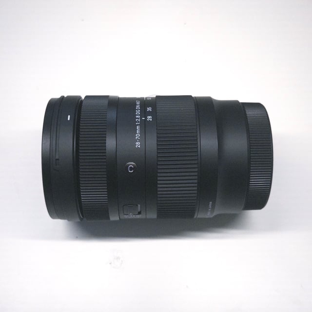 28-70mm F2.8 DG DN
