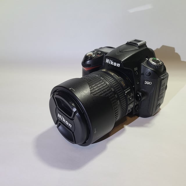 D90 AF-S DX 18-105G VR レンズキット
