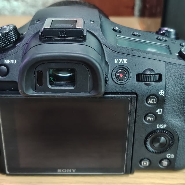 サイバーショット RX10 IV(DSC-RX10M4)