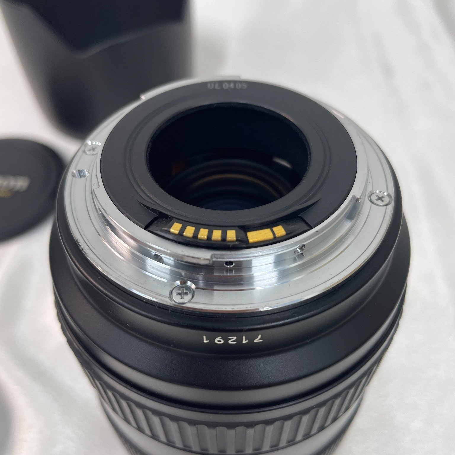 Canon EF 28-70mm F2.8L USMの中古 (美品)・¥25,000 by 健二