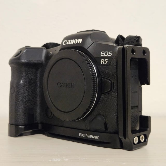 EOS R5 ボディ