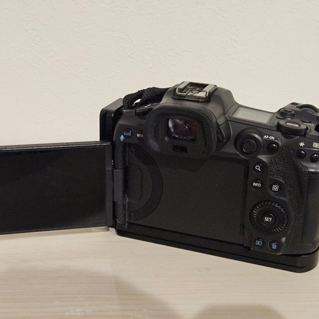 EOS R5 ボディ