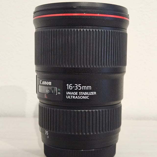EF 16-35mm F4L IS USM