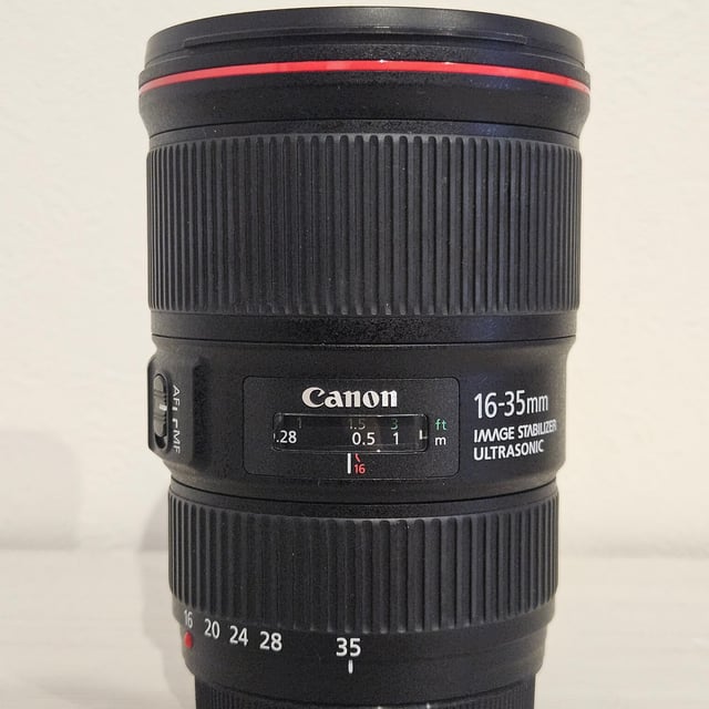 EF 16-35mm F4L IS USM