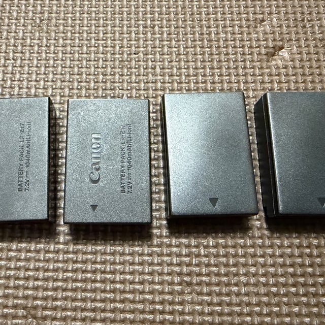 EOS R8 ボディ