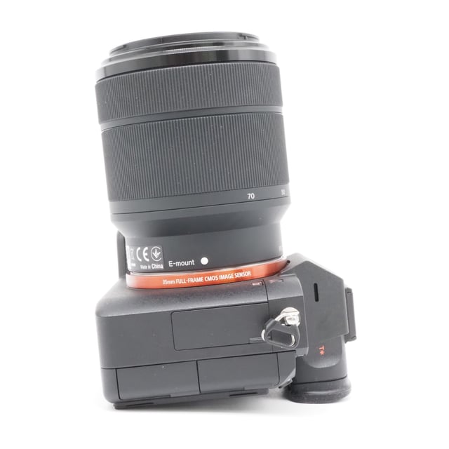 α7 III ILCE-7M3K ズームレンズキット
