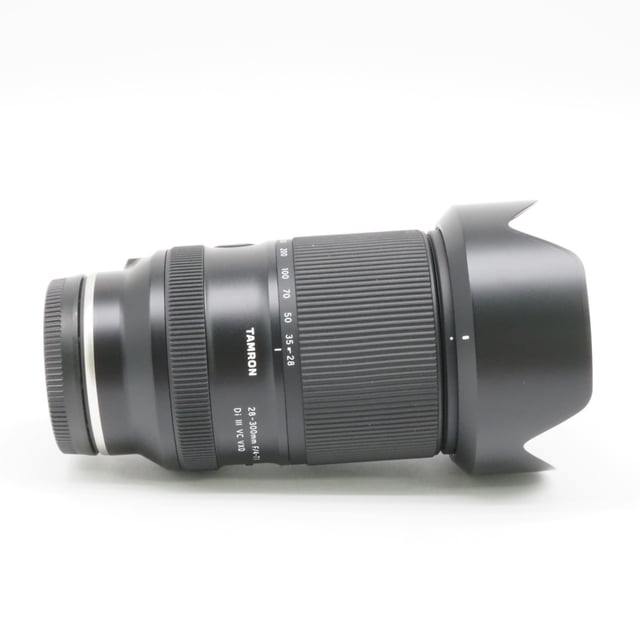 28-300mm F/4-7.1 Di III VC VXD