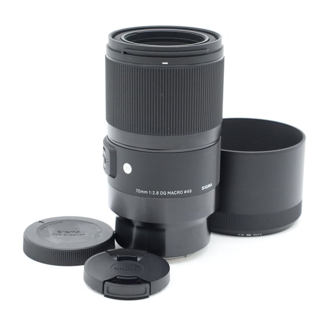70mm F2.8 DG MACRO