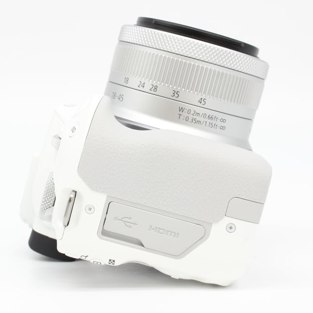 EOS R50 ダブルズームキット "ホワイト"