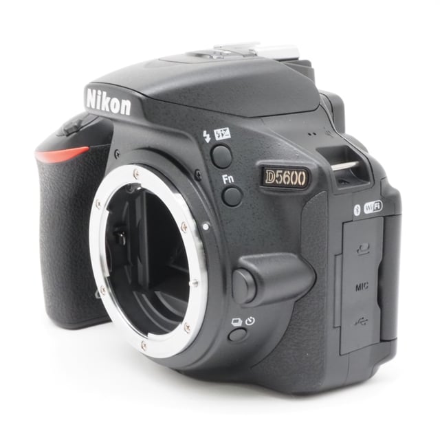 D5600 ボディ
