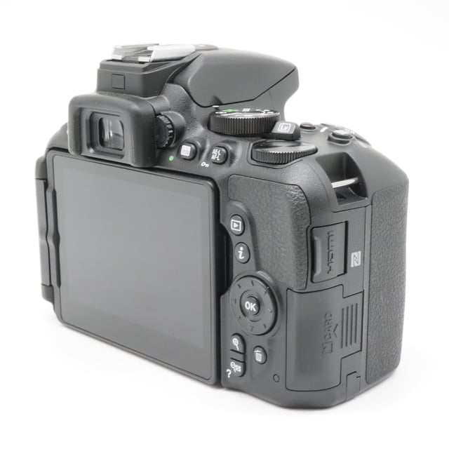 D5600 ボディ