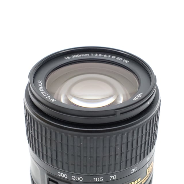 AF-S DX NIKKOR 18-300mm f/3.5-6.3G ED VR