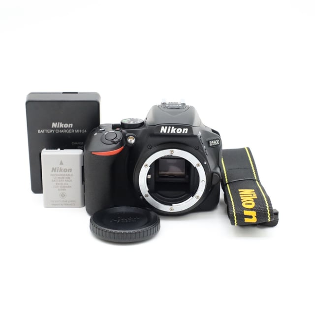 D5600 ボディ