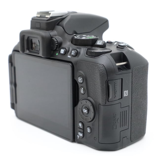 D5600 ボディ