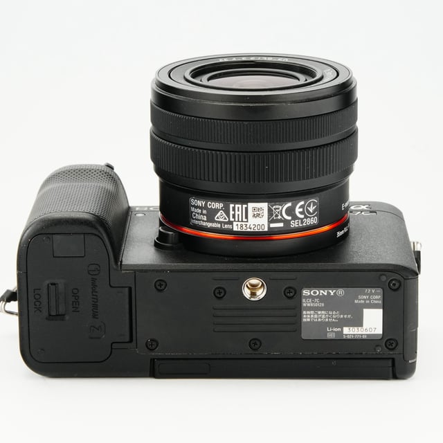 α7C ILCE-7CL ズームレンズキット "ブラック"