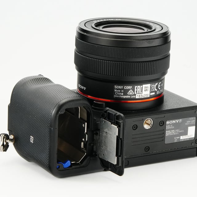 α7C ILCE-7CL ズームレンズキット "ブラック"
