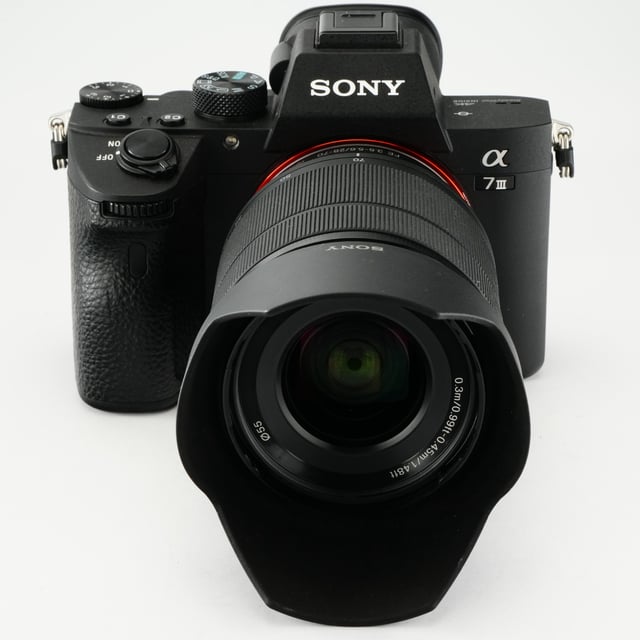 α7 III ILCE-7M3K ズームレンズキット