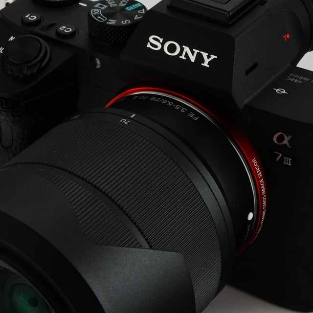 α7 III ILCE-7M3K ズームレンズキット