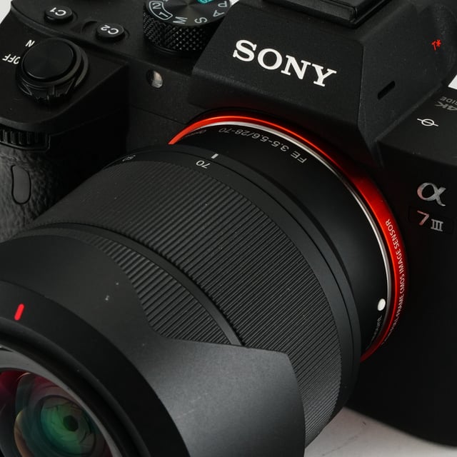 α7 III ILCE-7M3K ズームレンズキット