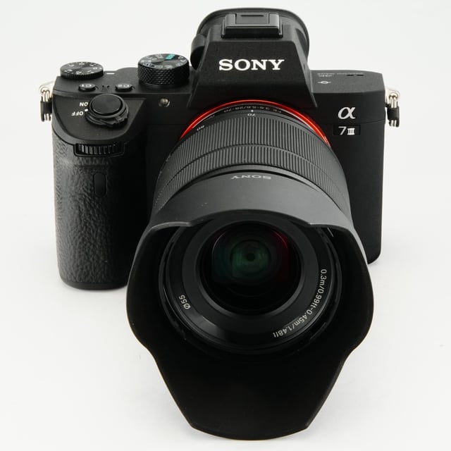 α7 III ILCE-7M3K ズームレンズキット