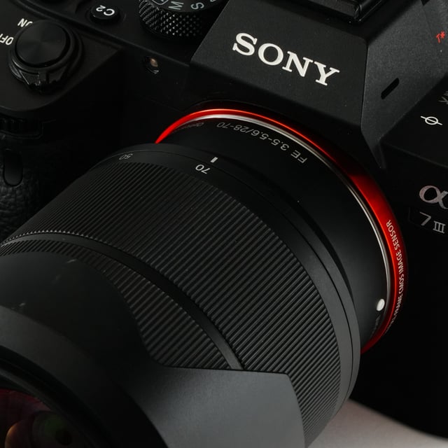 α7 III ILCE-7M3K ズームレンズキット
