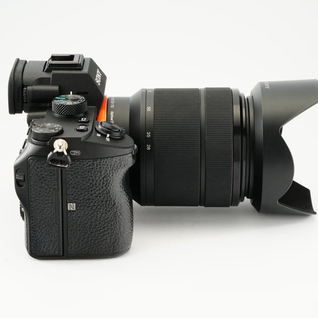 α7 III ILCE-7M3K ズームレンズキット