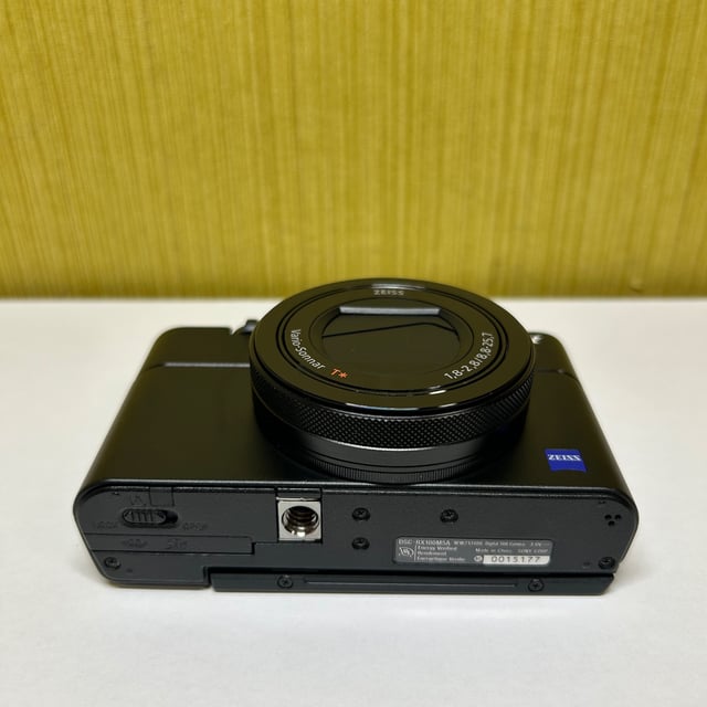 サイバーショット RX100 VA(DSC-RX100M5A)