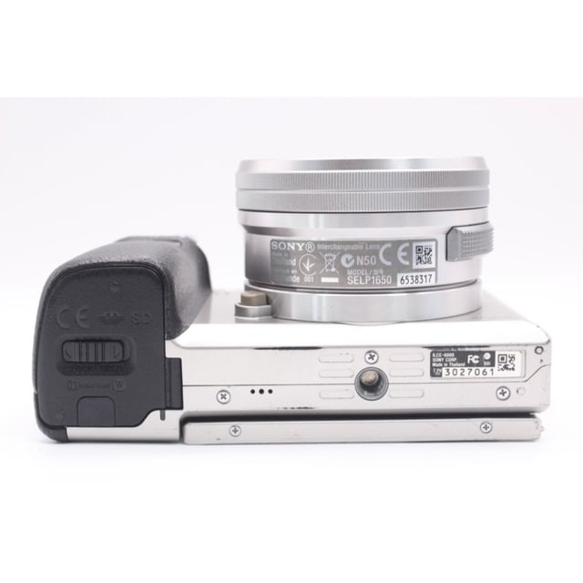 α6000 ILCE-6000Y ダブルズームレンズキット "シルバー"